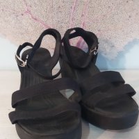 CROCS дамски сандали – черни, № 40, снимка 1 - Сандали - 40680391
