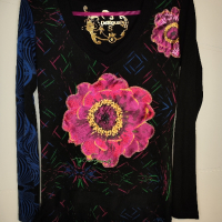 Desigual дамска блуза с дълъг ръкав, S/С, снимка 1 - Блузи с дълъг ръкав и пуловери - 44671368