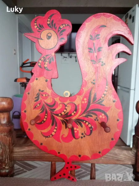 Прекрасна ,старинна закачалка., снимка 1