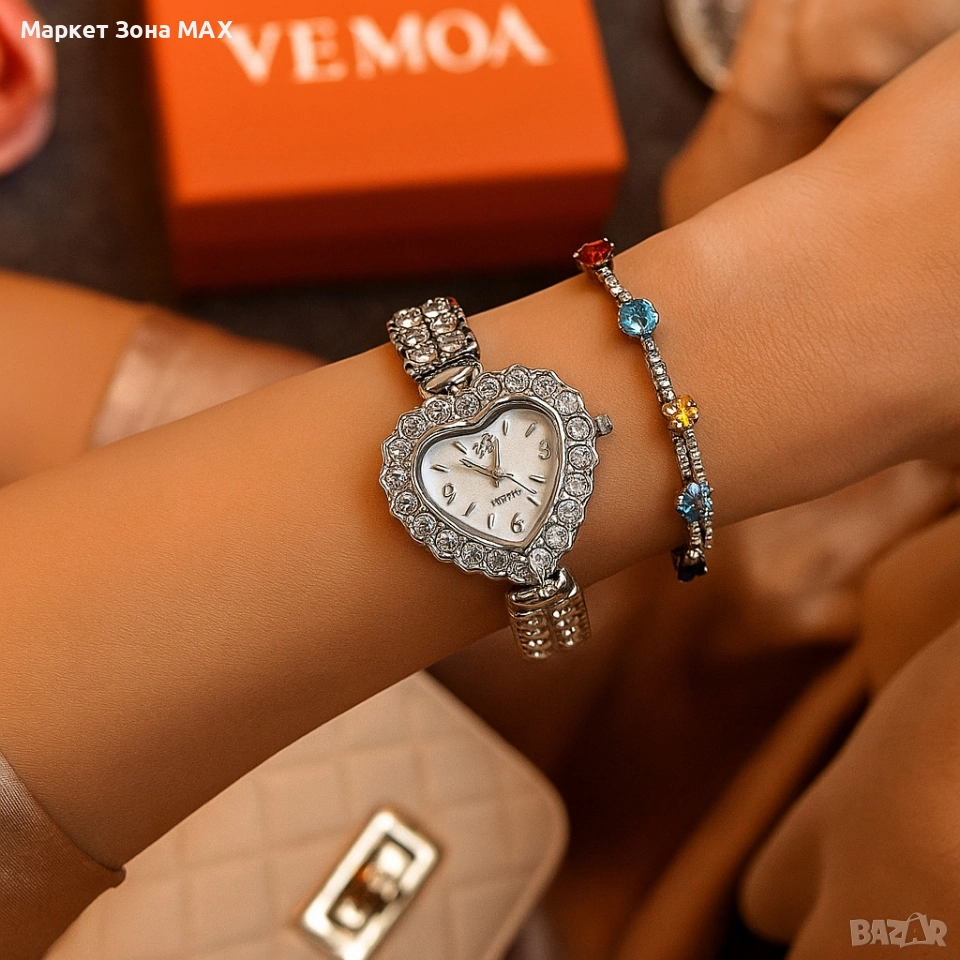 Сърцевиден дамски часовник с гривна и кристали – стил и практичност в кутия, снимка 1