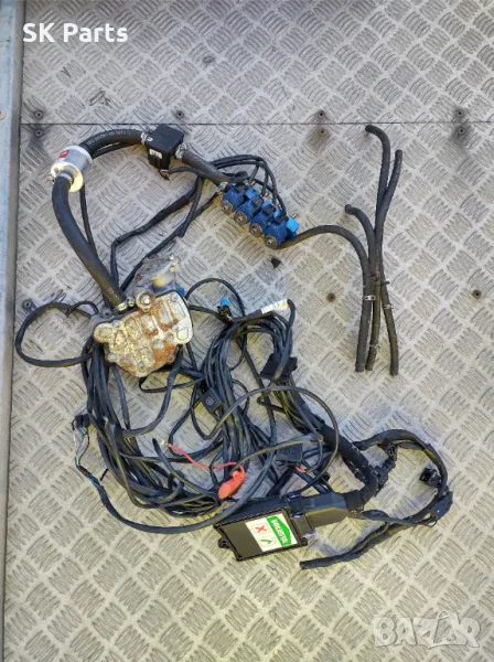 Газов инжекцион за Mercedes-Benz E-Class /Мерцедес w210 е230, снимка 1