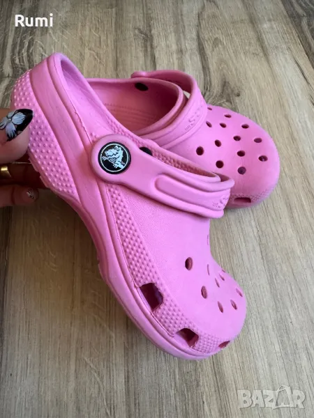Оригинални юношески светло розови чехли Crocs  ! 32-33 н, снимка 1