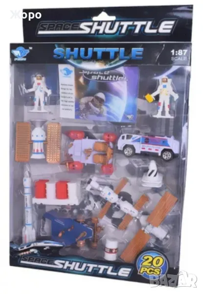 КОСМИЧЕСКА СТАНЦИЯ С КОСМИЧЕСКИ КОРАБИ И КОСМОНАВТИ 04691, снимка 1