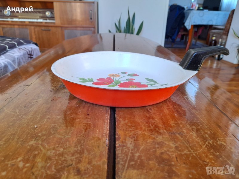 Стар емайлиран омлетен тиган,тиганче #12, снимка 1