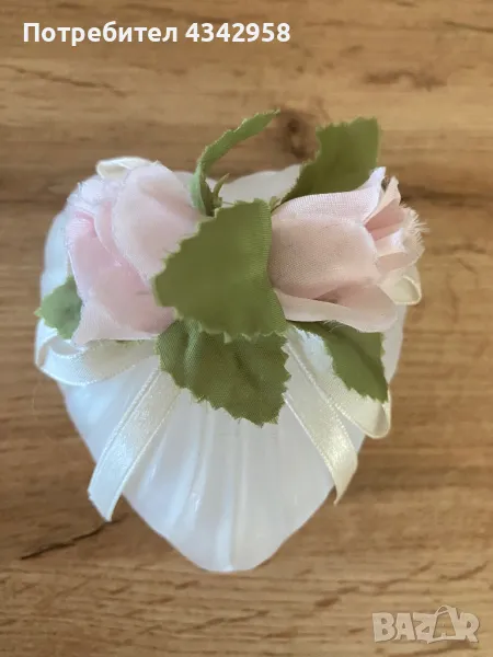 Романтична свещ във форма на сърце. Франция., снимка 1