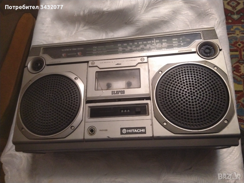 Радио касетофон Нитачи, снимка 1