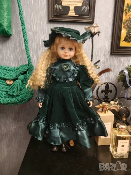 Стара порцеланова кукла , снимка 1