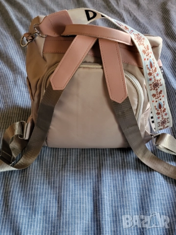 Дамски чанти и ранички, снимка 16 - Раници - 52834103