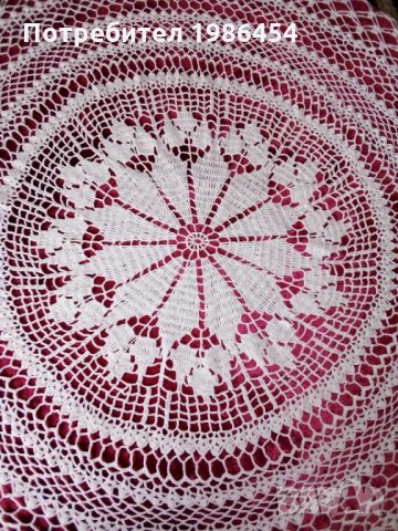 Плетена покривка за маса