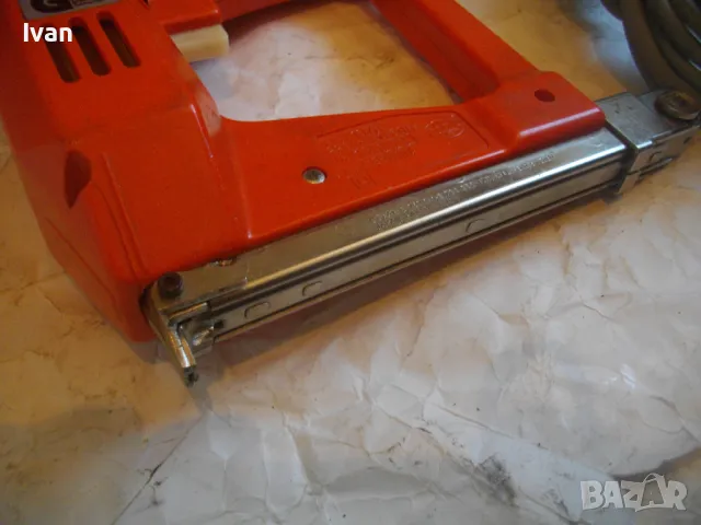 Rapid 137 Electric Made in SWEDEN Шведски Електрически ТАКЕР за скоби за кабели 5мм Оригинален РАПИД, снимка 18 - Други инструменти - 47341869