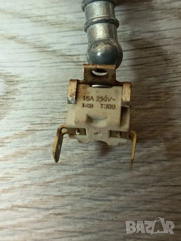 Готварска печка индезит mod: K6M5 части 12 вида Д, снимка 6 - Печки, фурни - 51950682