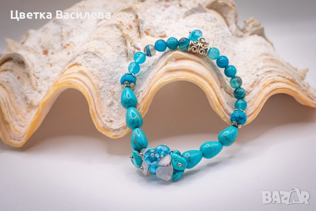 Гривна от полускъпжценни камъни, снимка 3 - Гривни - 53723547