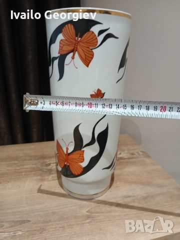 Порцеланова ваза, снимка 3 - Вази - 52188376