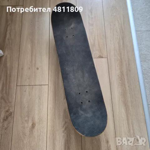 Скейтборд почти нов, снимка 3 - Скейтборд, ховърборд, уейвборд - 55890727