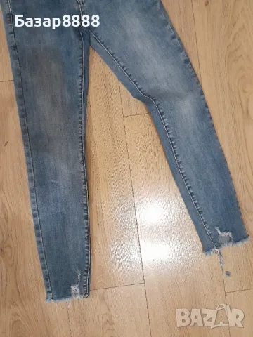 Дамски дънки XS, снимка 2 - Дънки - 48044336