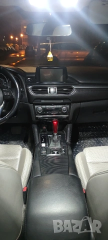 Mazda 6-Бензин-2016 година, снимка 9 - Автомобили и джипове - 53481608