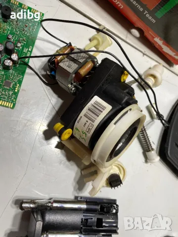 Евтини Части - Krups EA81 Бял Черен, снимка 8 - Кафемашини - 49801866