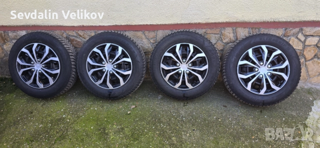 Комплект Зимни гуми Goodyear UltraGrip 9 195/65R15 с Метални джанти 5х114.3 и тасове, снимка 3 - Гуми и джанти - 52617768