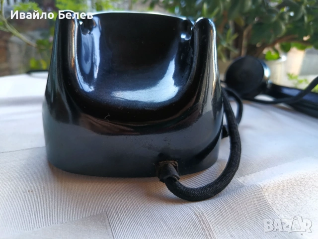 Работещ бакелитов телефон 1963 г. от Телефонен завод Белоградчик, снимка 8 - Антикварни и старинни предмети - 53017960