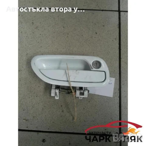 Дръжка врата външна предна дясна Субару Аутбек 01г., снимка 1