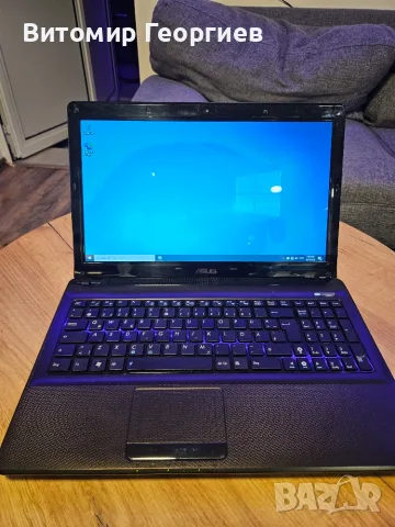 Лаптоп Asus X52D / Phenom II N830 / 4GB RAM / 320GB HDD / Работеща батерия