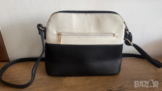 MICHAEL KORS Дамска чанта-21/26 см, снимка 4 - Чанти - 55735031