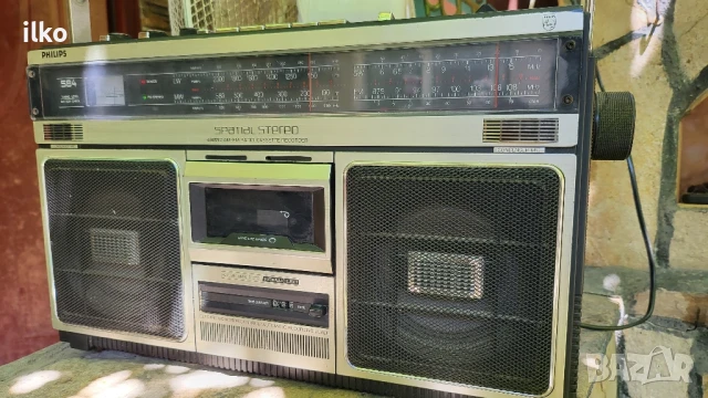 PHILIPS 584 SPATIAL STEREO, снимка 6 - Радиокасетофони, транзистори - 51308143