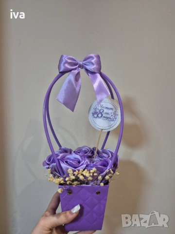 Кошничка с цветя