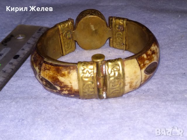 СТАРА БРОНЗОВА СКЪПОЦЕННА ТИБЕТСКА ГРИВНА с КАМИЛСКА КОСТ и ГОЛЯМ КАМЪК ШЛИФОВАН ЗЕЛЕН НЕФРИТ 38324, снимка 12 - Антикварни и старинни предмети - 41267877