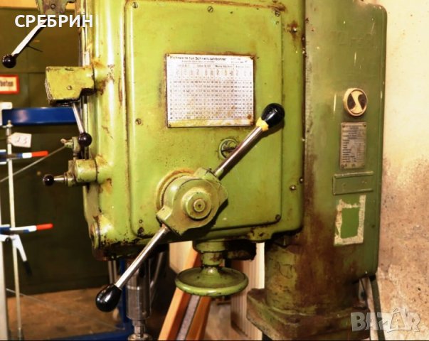 Немска колонна бормашина в топ състояние, снимка 4 - Други машини и части - 42259980