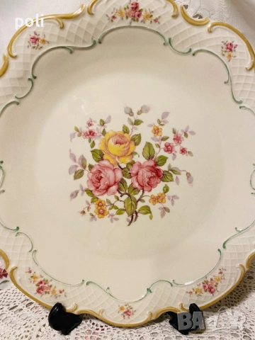 Порцеланов поднос , снимка 2 - Аксесоари за кухня - 52704676