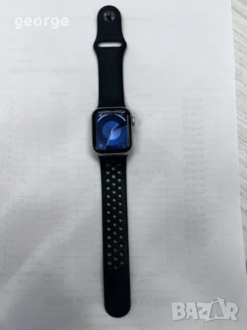 Смарт часовник Apple Watch Series SE 40mm A2351, снимка 5 - Мъжки - 47292089