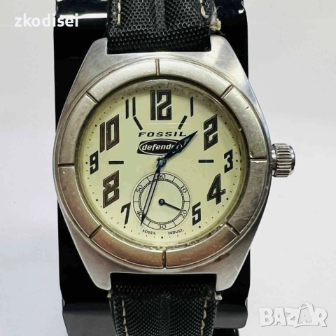 Часовник FOSSIL DE-1506