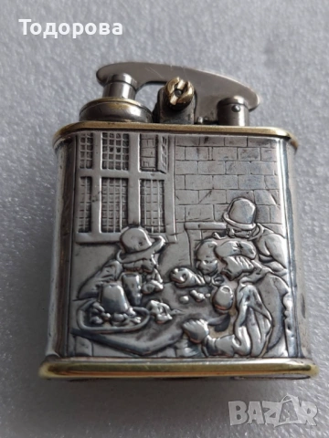 Много рядък модел на стара сребърна запалка, снимка 2 - Антикварни и старинни предмети - 53606508