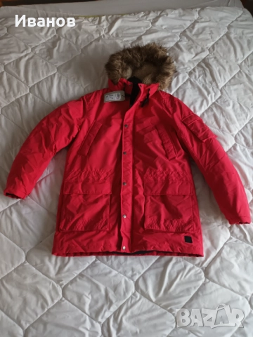 Ново водоустойчиво яке на Jack and Jones в червен цвят, снимка 5 - Якета - 52203910