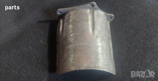 Предпазител Полуоска VW Пасат 5
- Ауди - 4D0407722, снимка 2 - Части - 47613073