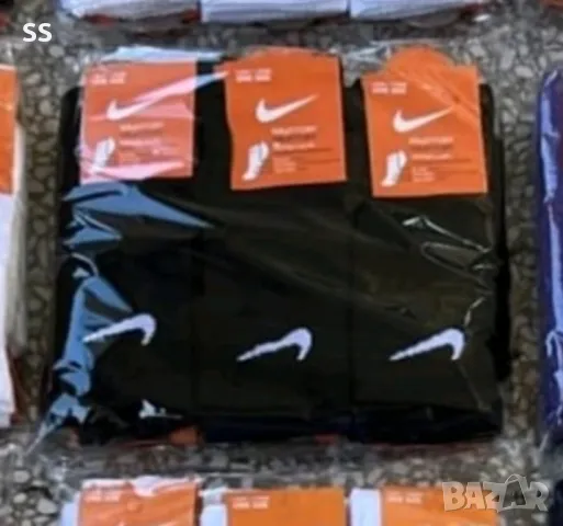 Nike чорапи, снимка 1 - Мъжки чорапи - 47992006