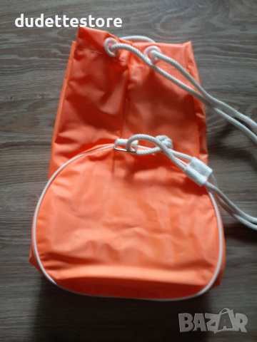 Раница чанта торба Beneton оранжева, снимка 2 - Раници - 35826203