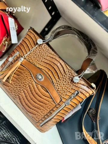 РАЗПРОДАЖБА Оригинална Дамска Чанта Различни Модели и Марки, снимка 7 - Чанти - 53031729