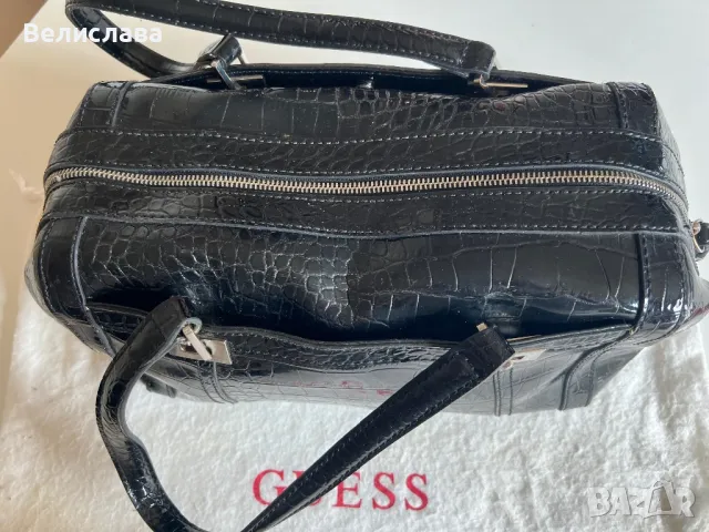 Чанта Guess, снимка 4 - Чанти - 49299048