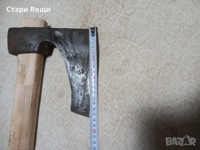 Стара кована  брадва , снимка 5 - Градински инструменти - 53080390