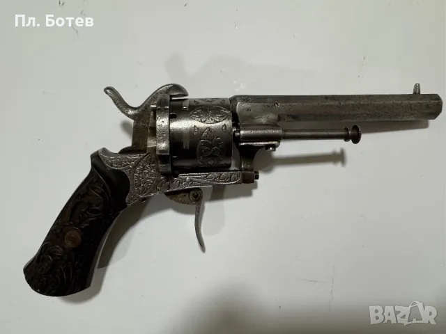 Уникален револвер/пистолет