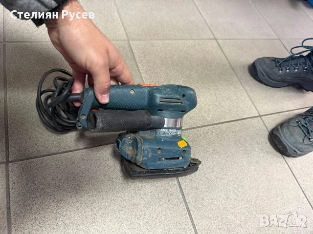 211233  black and decker ka220e виброшлайф  -цена 30лв или 15.34 евро   10ti - работеща / използвана