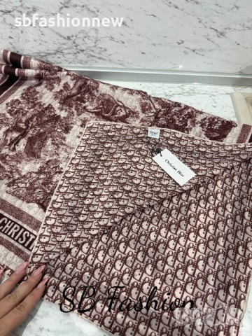 Dior шал с етикет, снимка 2 - Шалове - 53422940