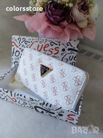 Бяло дамско портмоне Guess/SG91y, снимка 6 - Портфейли, портмонета - 51719179