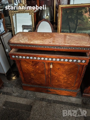 Антикварен бар шкаф , снимка 8 - Шкафове - 53219819