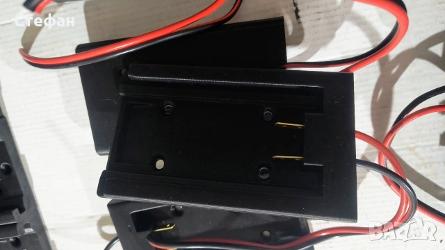 Адаптери и стойки за батерии Hilti, снимка 10 - Други инструменти - 53373936