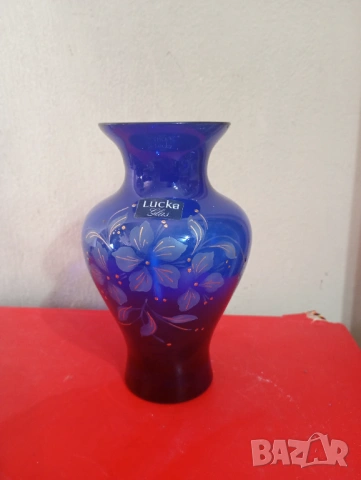 ваза в стил арт деко 