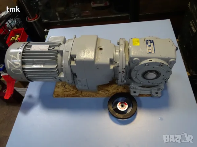 вариаторен мотор редуктор STÖBER R37/VW2-1022-150-4 Variable Gear Motor 1.5kW 50Hz