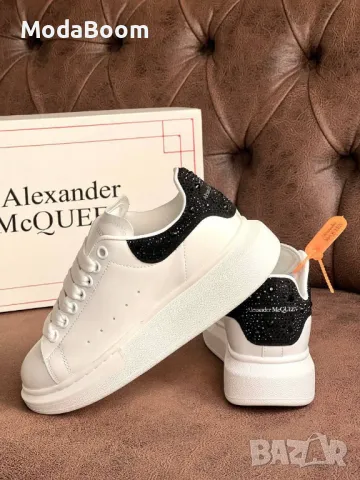 Alexander McQueen дамски маратонки , снимка 2 - Маратонки - 48251608